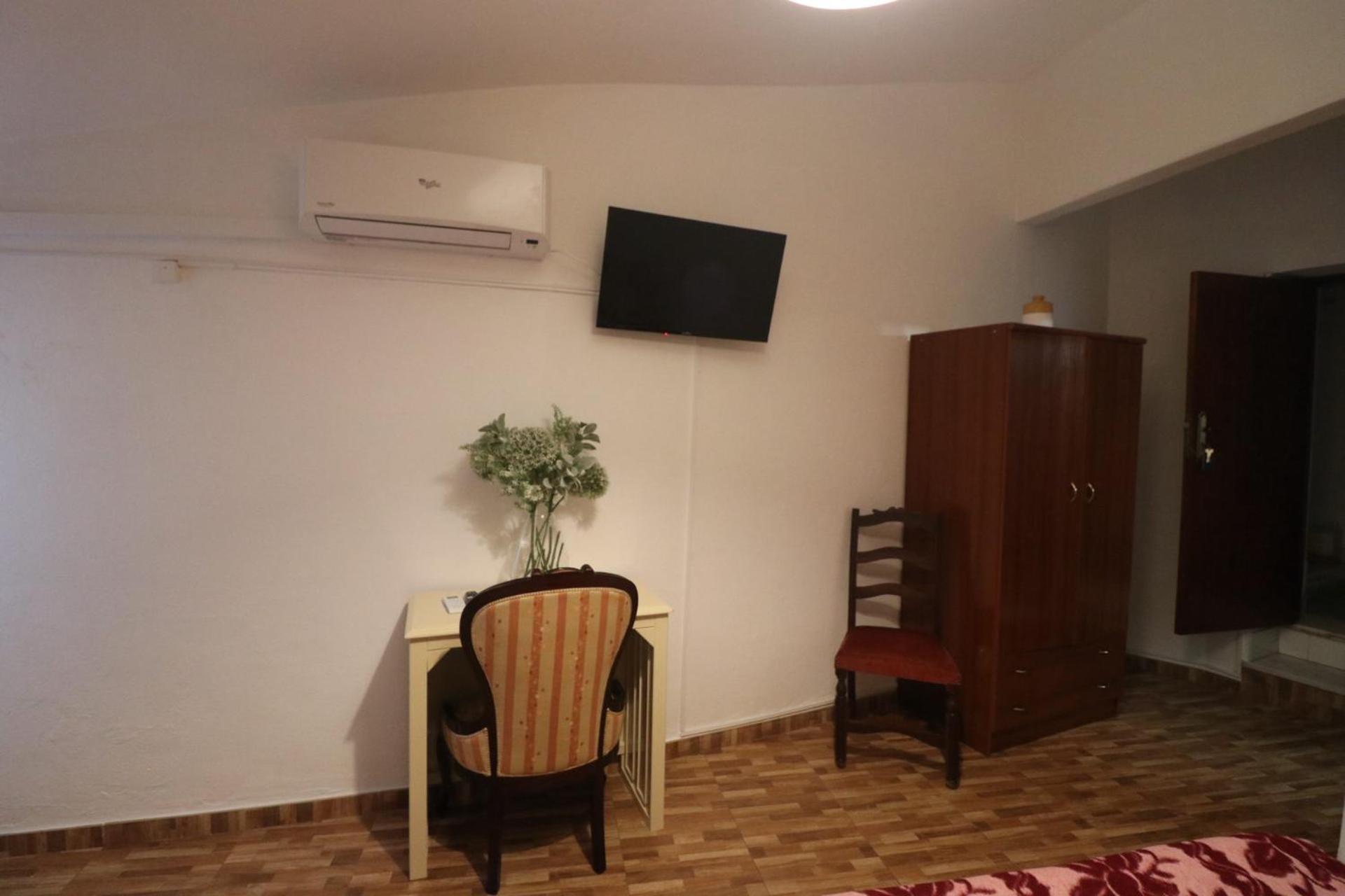 Residencial Miguel Jose Hotel Estremoz Exterior foto