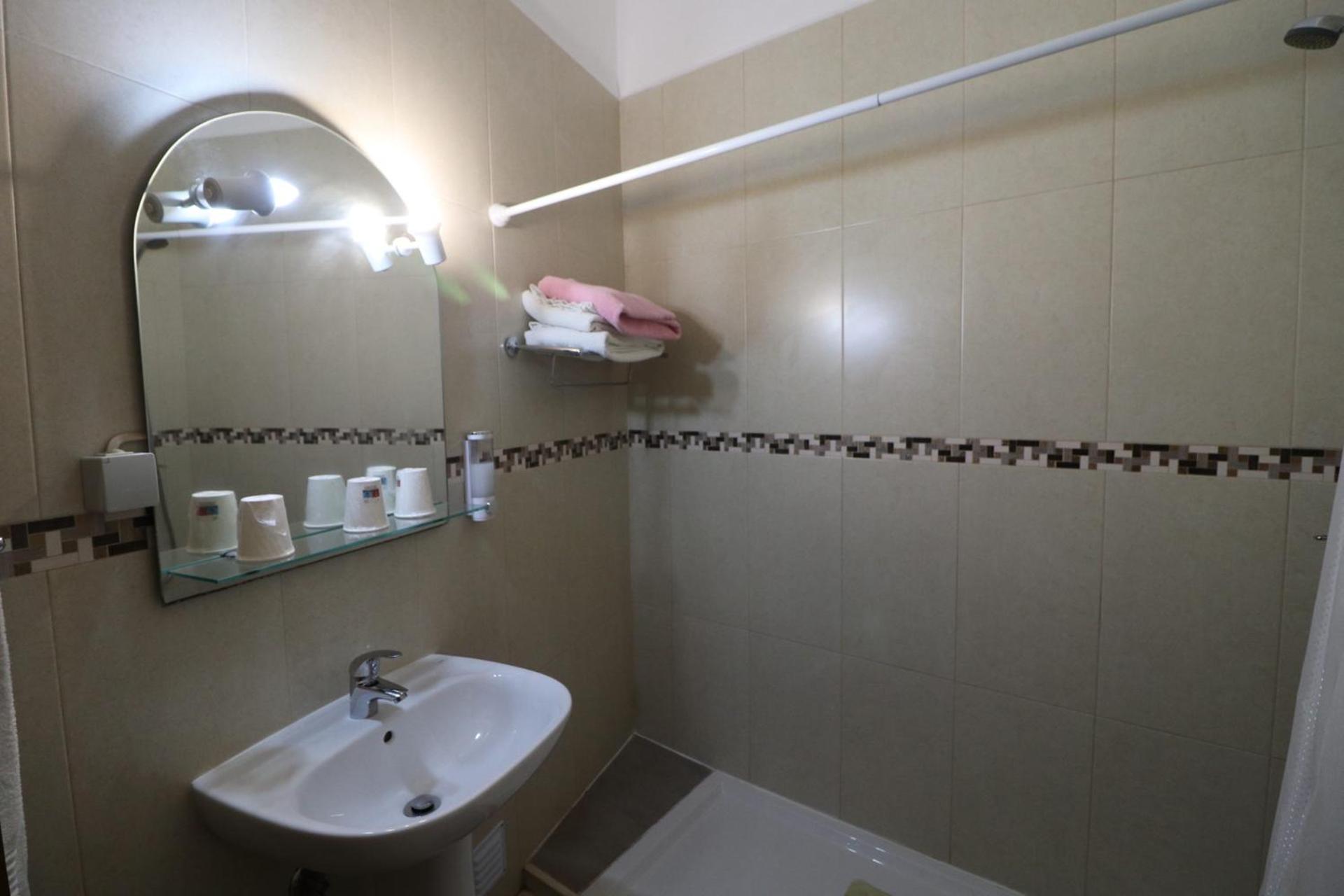 Residencial Miguel Jose Hotel Estremoz Exterior foto
