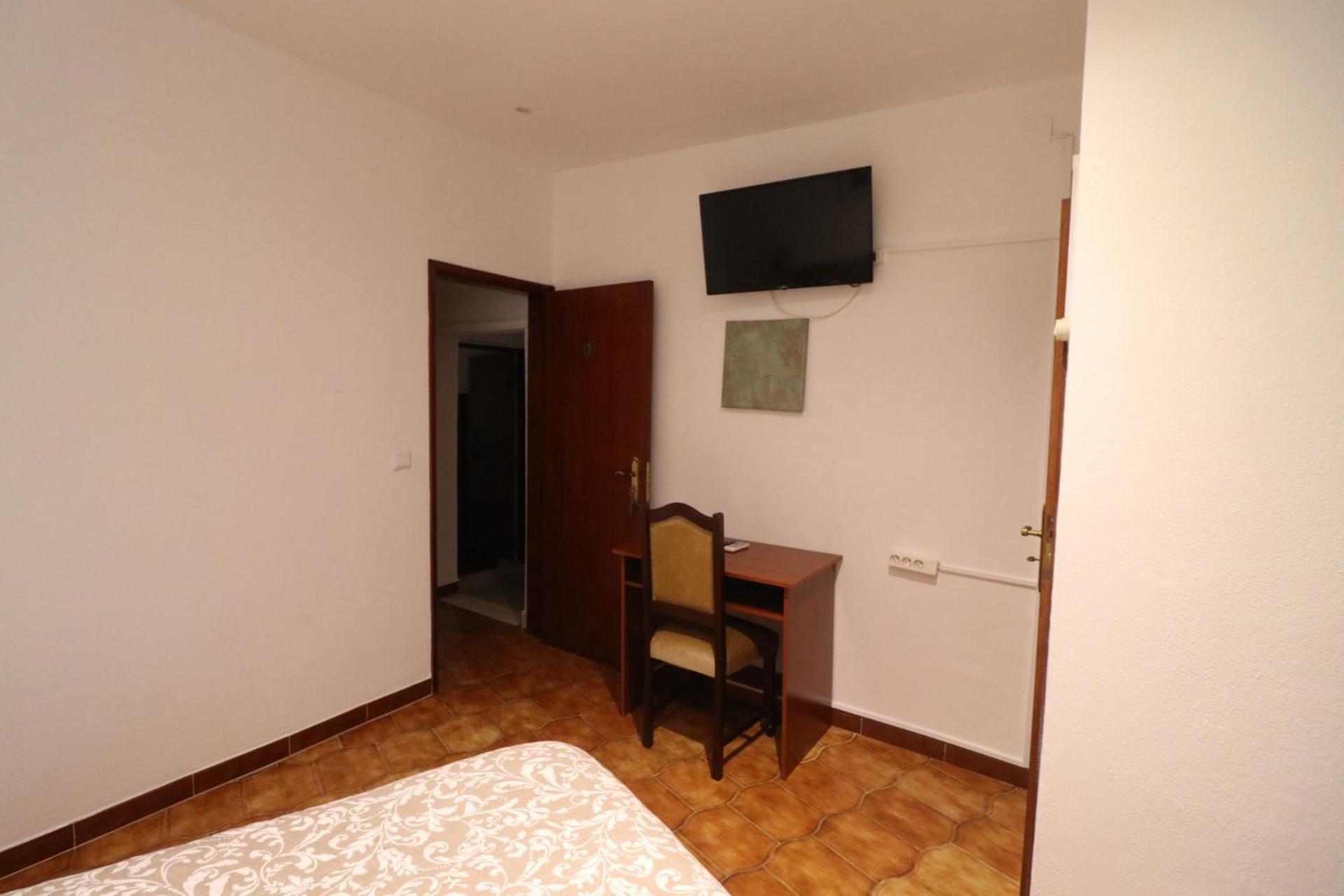 Residencial Miguel Jose Hotel Estremoz Exterior foto